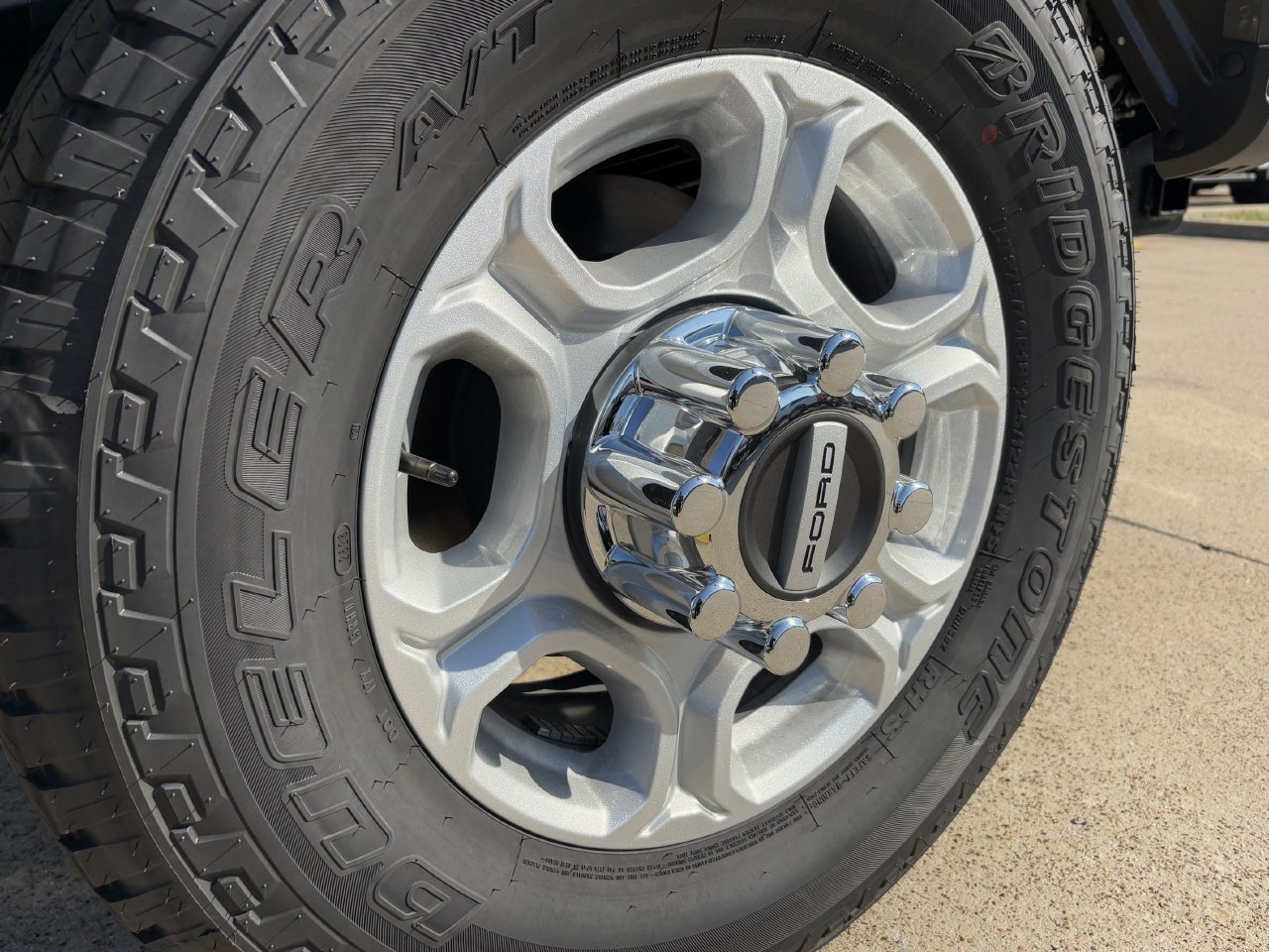 New 2026 Ford F350 XLT AWD/4WD image 10