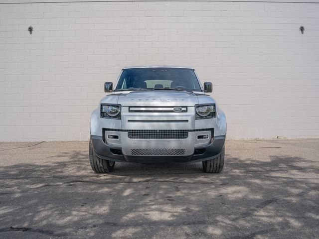 Used 2024 Land Rover Defender 110 SE AWD/4WD image 10