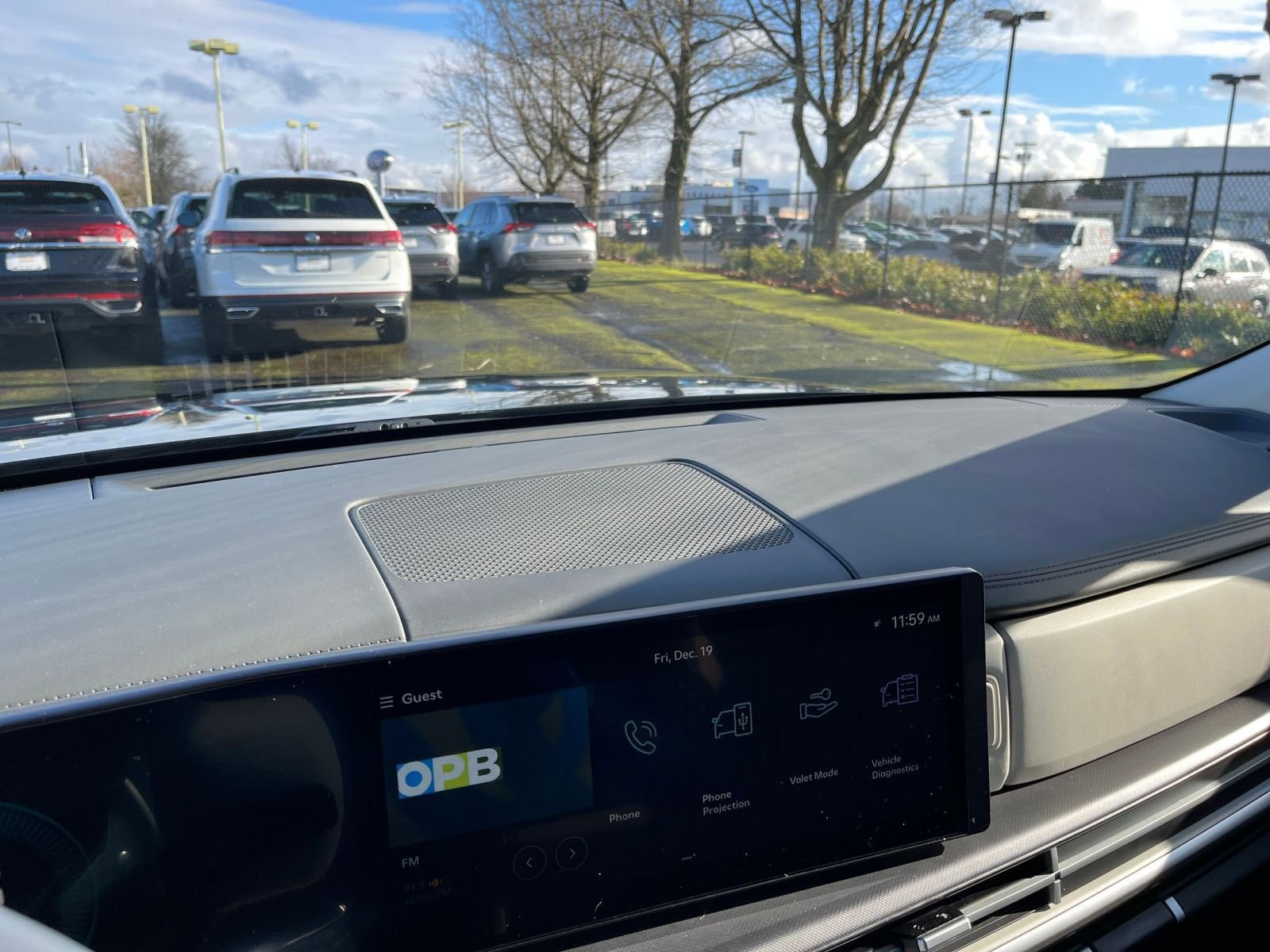 Used 2025 Hyundai Santa Fe SEL image 18