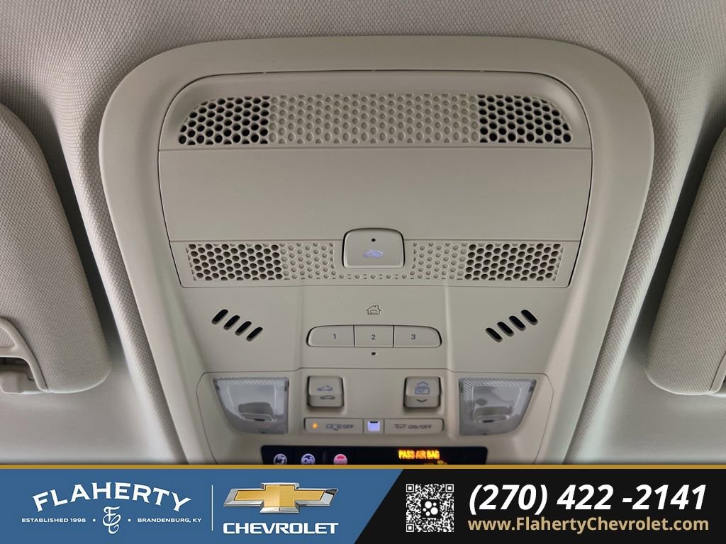 Used 2025 Cadillac XT5 Premium Luxury w/ LPO, Floor Liner Package FWD image 37