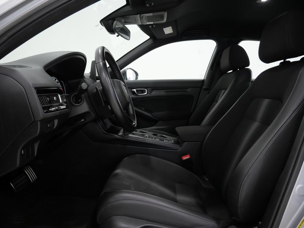 Used 2025 Honda Civic Sport image 12