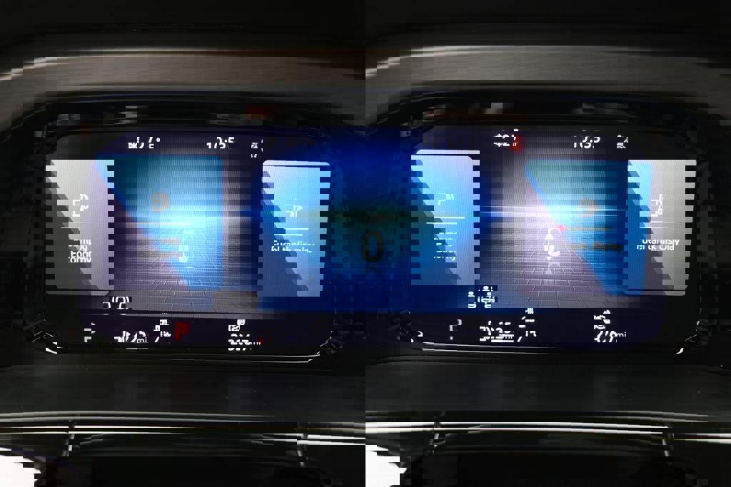 Used 2025 Volkswagen Atlas Cross Sport SE image 19