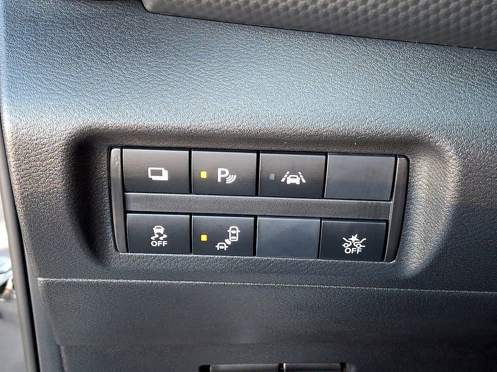 Used 2024 Nissan Kicks S image 25