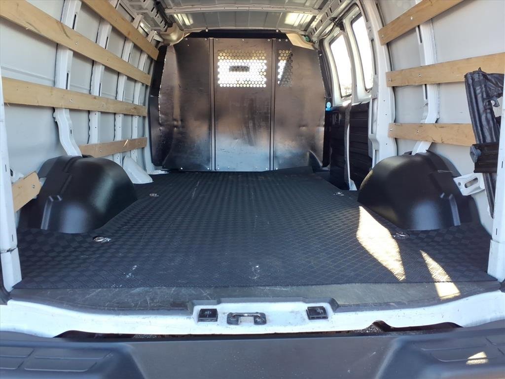 Used 2024 Chevrolet Express 2500 w/ Driver Convenience Package image 11