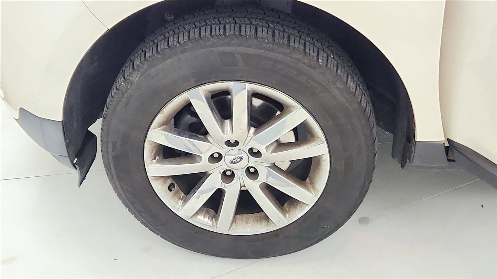 Used 2011 Ford Edge Limited w/ 302A Rapid Spec Order Code FWD image 10