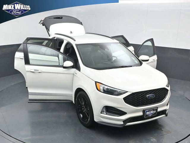Used 2022 Ford Edge ST-Line AWD/4WD image 25