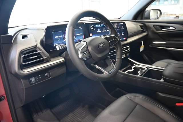 New 2026 Chevrolet Traverse LT w/ Midnight/Sport Edition FWD image 19