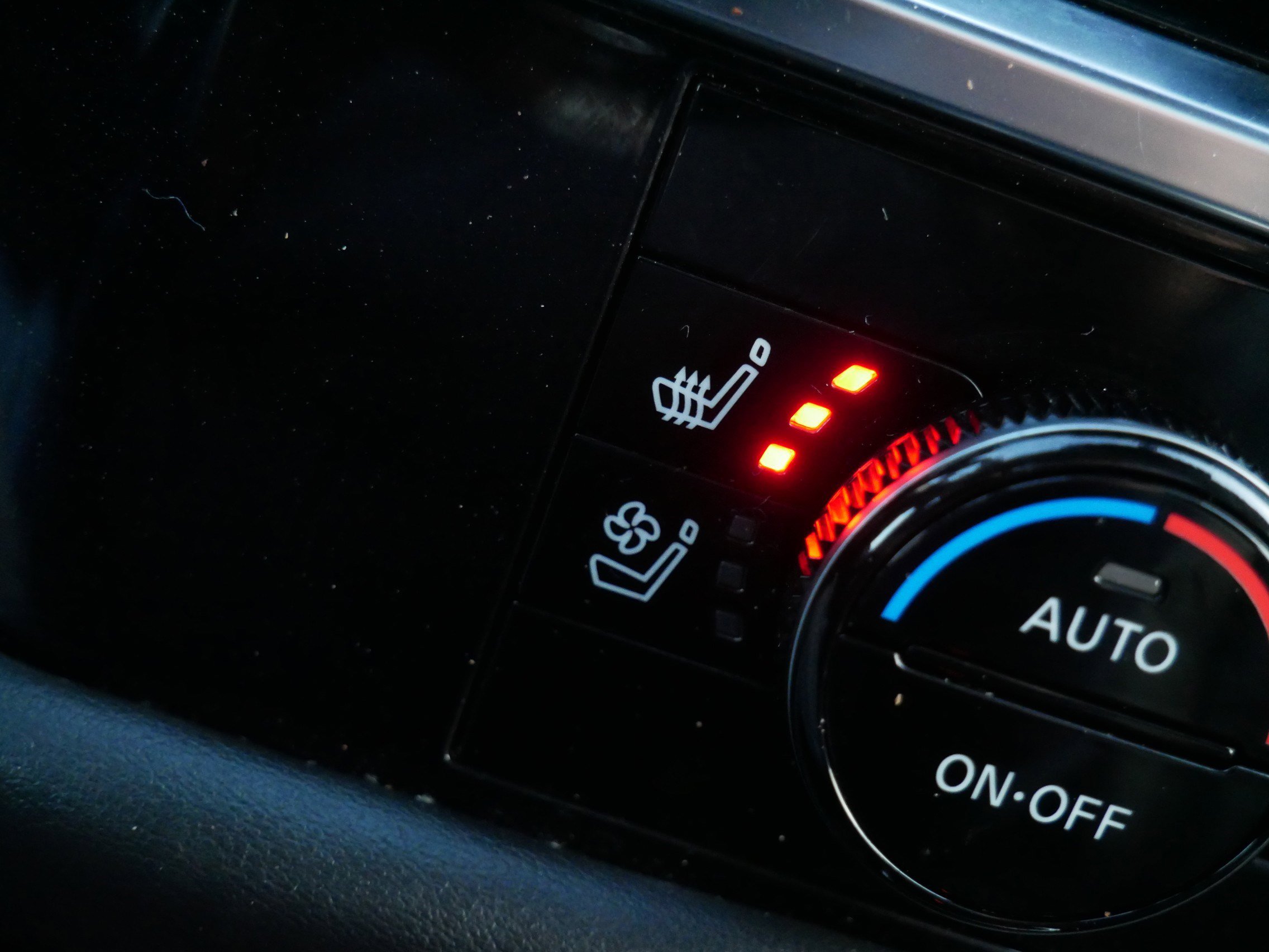 Used 2023 Nissan Pathfinder Platinum image 33