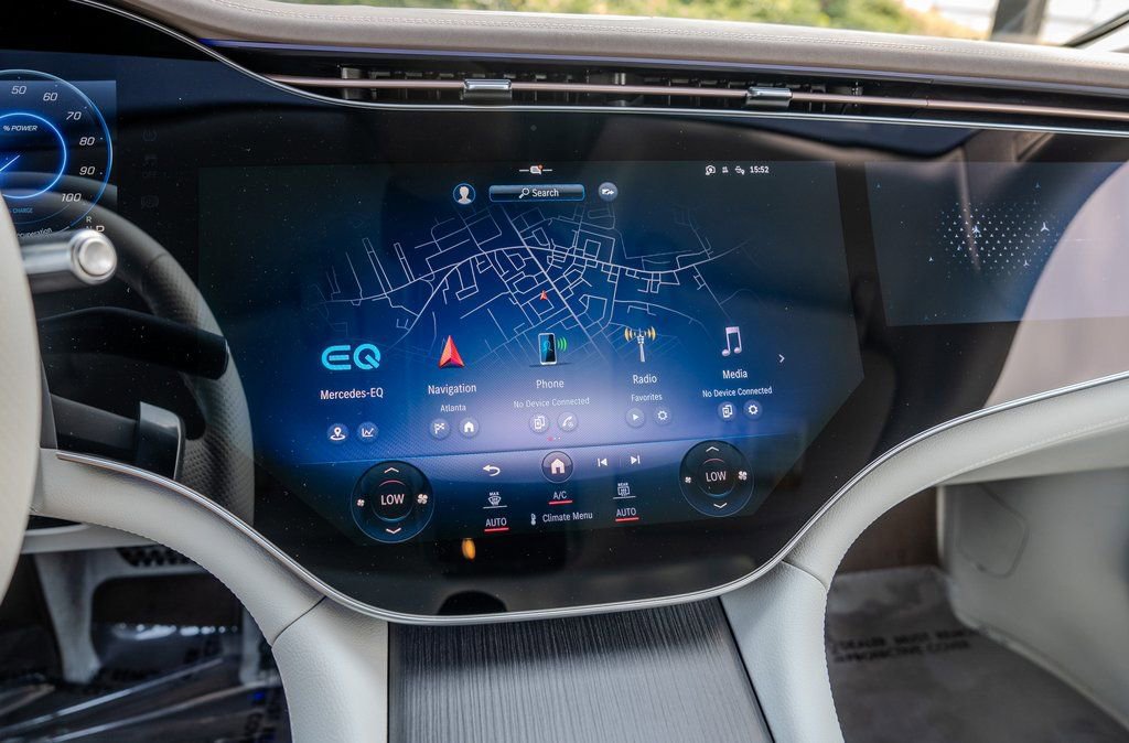 Used 2023 Mercedes-Benz EQS 580 4MATIC Sedan image 10