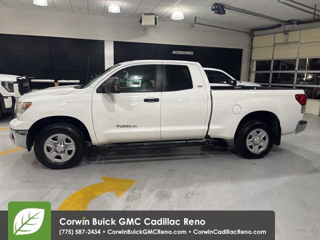 Used 2013 Toyota Tundra 4x4 Double Cab w/ SR5 Pkg image 5