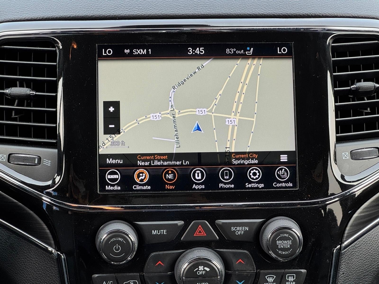 Used 2021 Jeep Grand Cherokee Limited w/ Luxury Group II AWD/4WD image 10