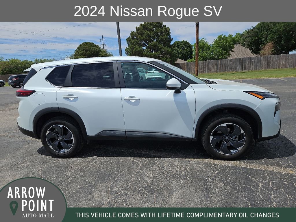 Used 2024 Nissan Rogue SV FWD image 13