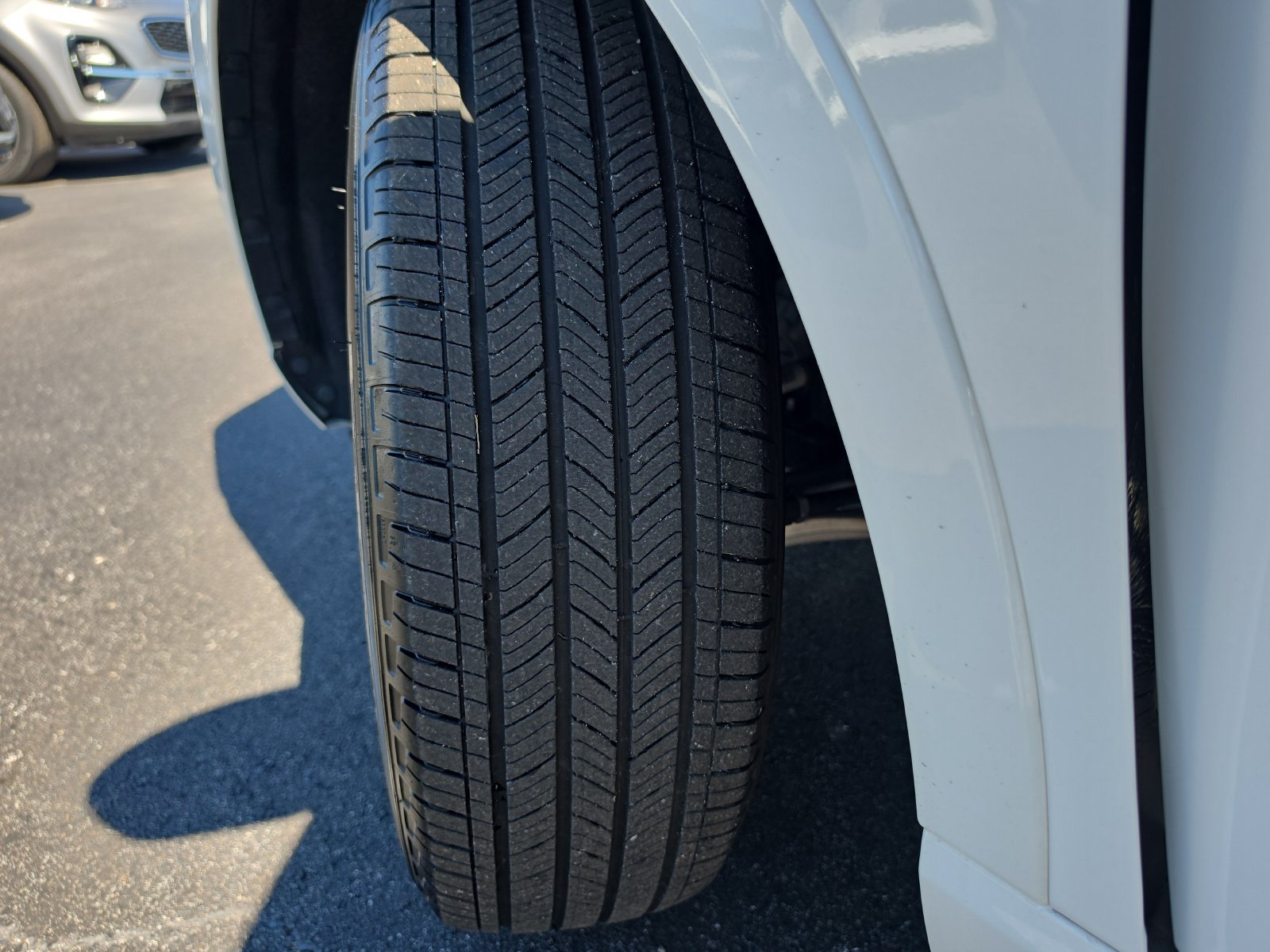 Certified 2024 Ford Escape ST-Line w/ Tech Pack #1 FWD image 30