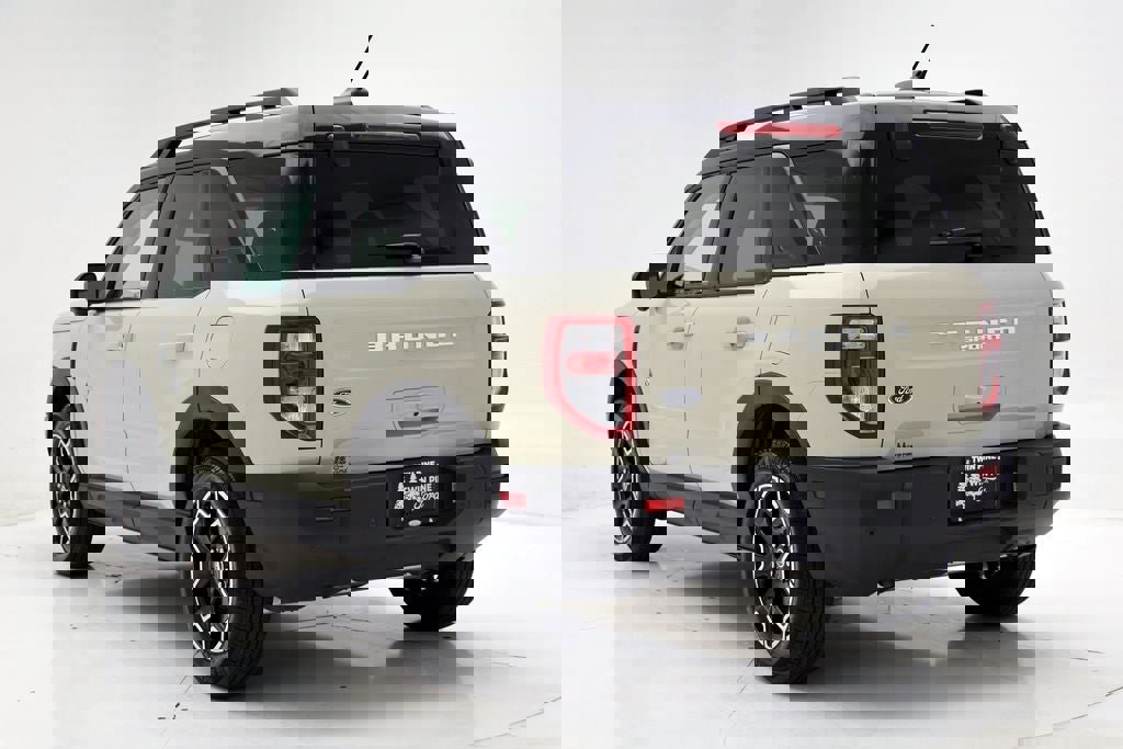 Used 2025 Ford Bronco Sport Outer Banks w/ Outer Banks Tech Package+ image 7