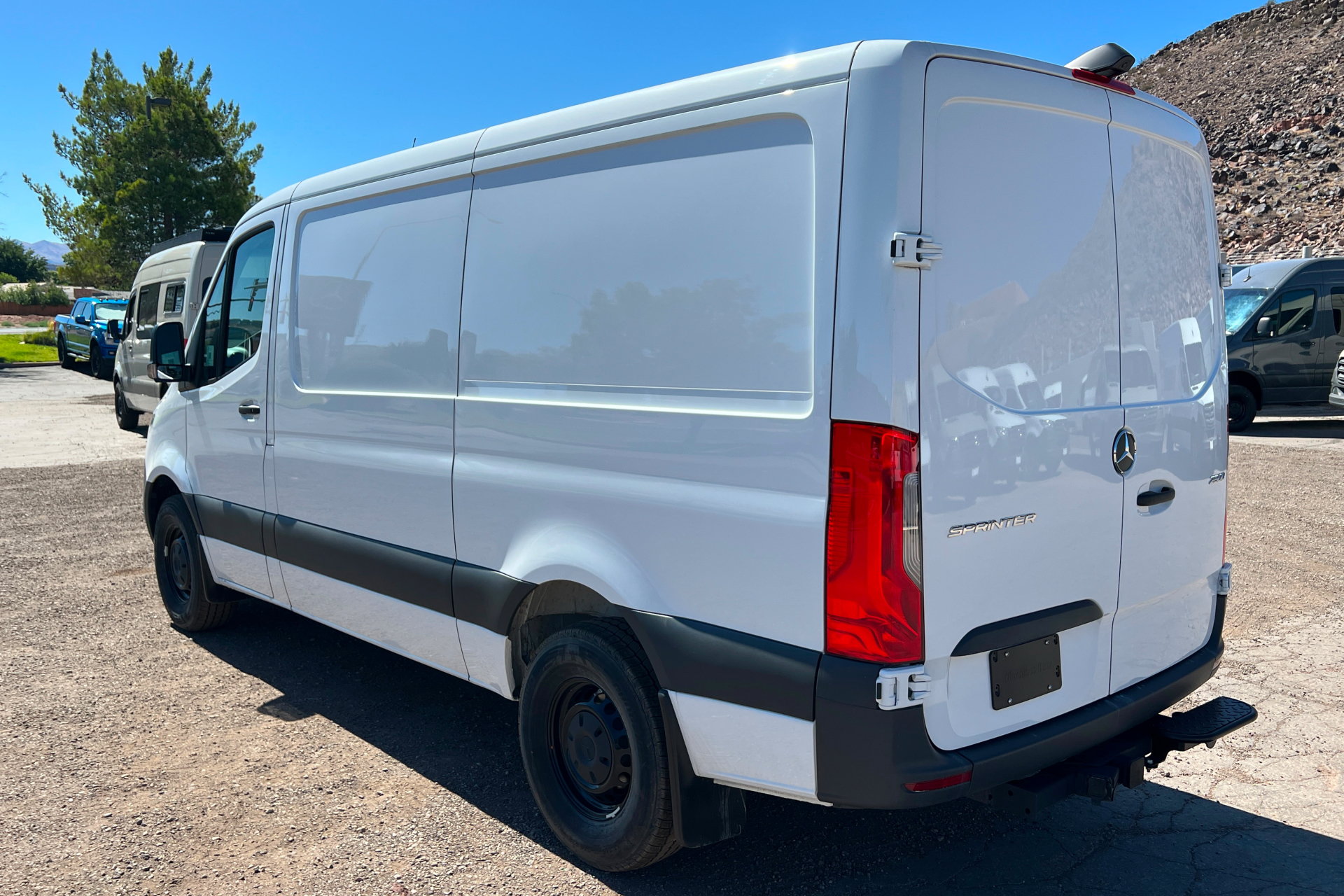New 2025 Mercedes-Benz Sprinter 2500 image 3