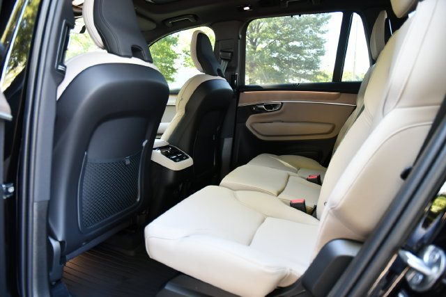 New 2027 Volvo XC90 B6 Plus AWD/4WD image 18