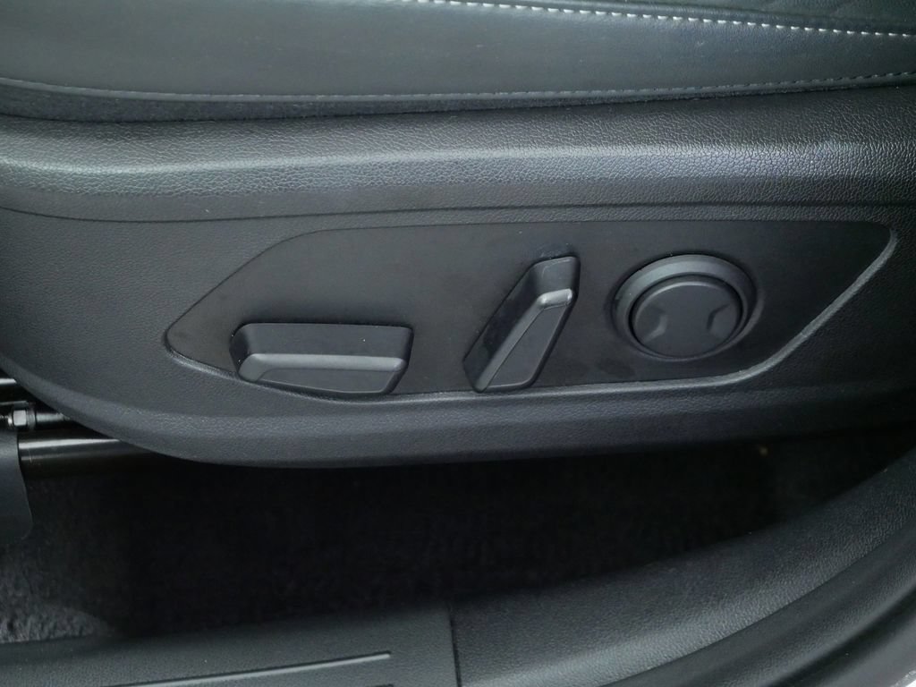 Certified 2023 Kia Sorento SX AWD/4WD image 25