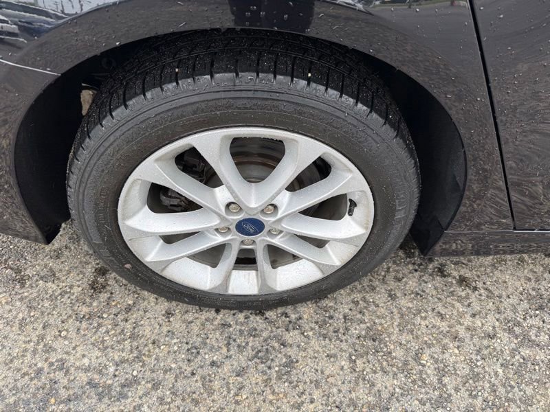 Used 2020 Ford Fusion SE FWD image 17