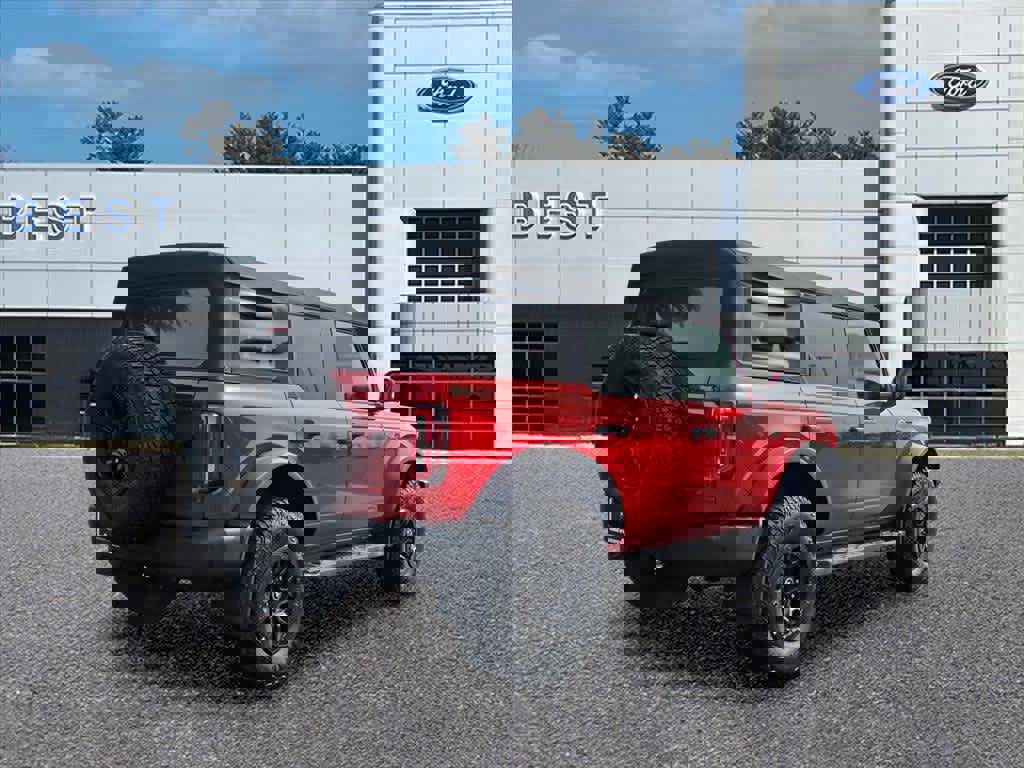 Used 2024 Ford Bronco Wildtrak image 12