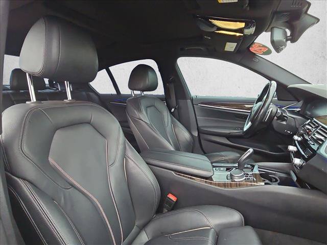 Used 2020 BMW 530i w/ Convenience Package RWD image 19