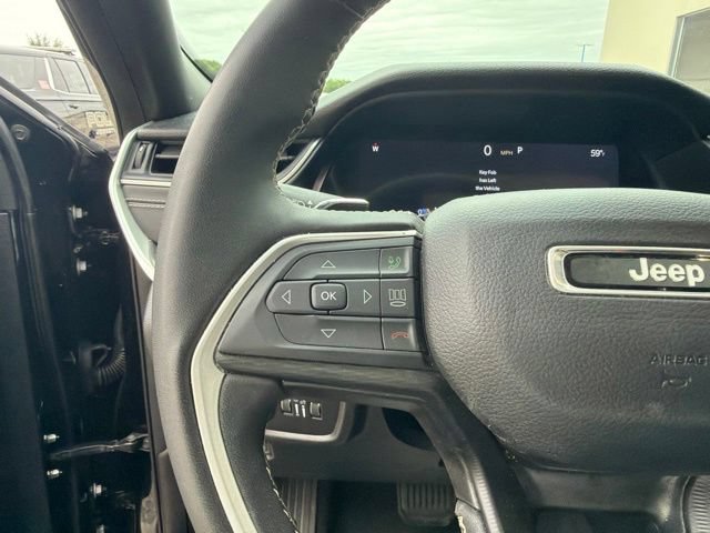Used 2024 Jeep Grand Cherokee L Altitude AWD/4WD image 32
