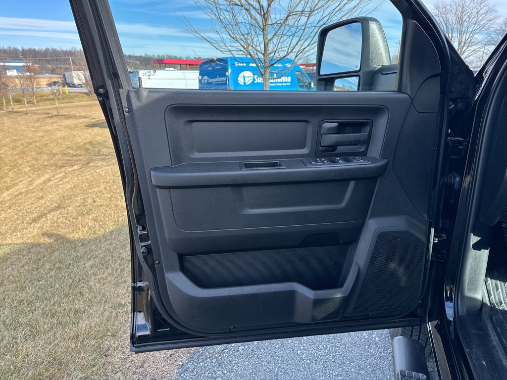 Used 2025 RAM 3500 Tradesman image 26