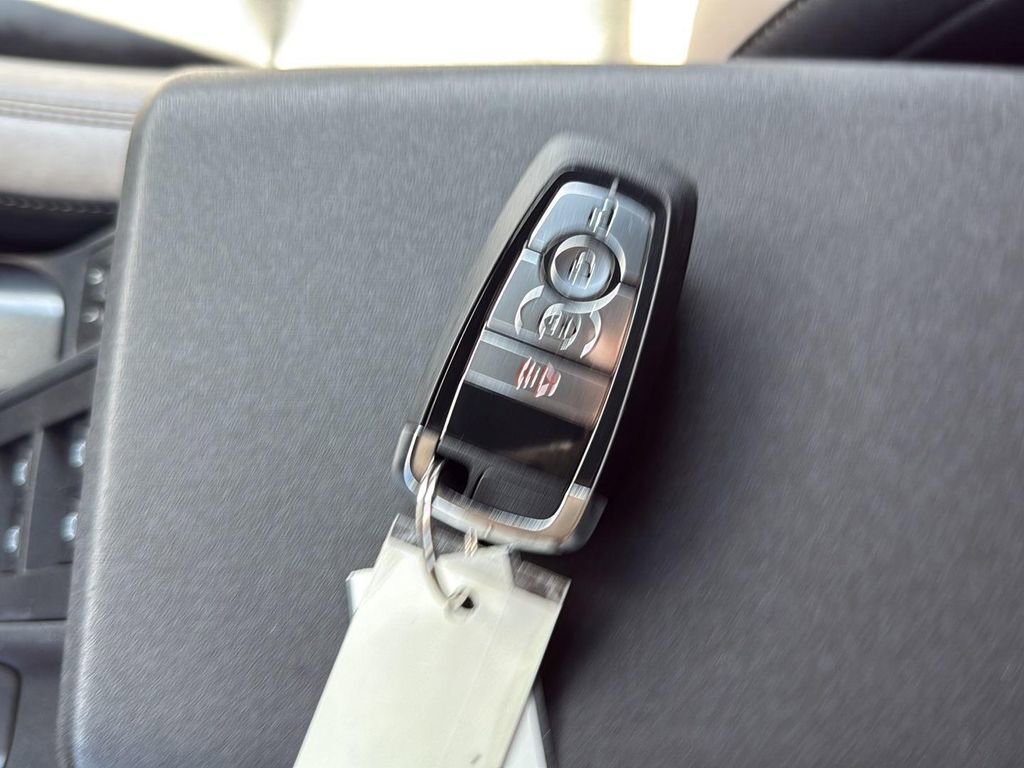 Used 2024 Ford Bronco Big Bend w/ Sasquatch Package image 24