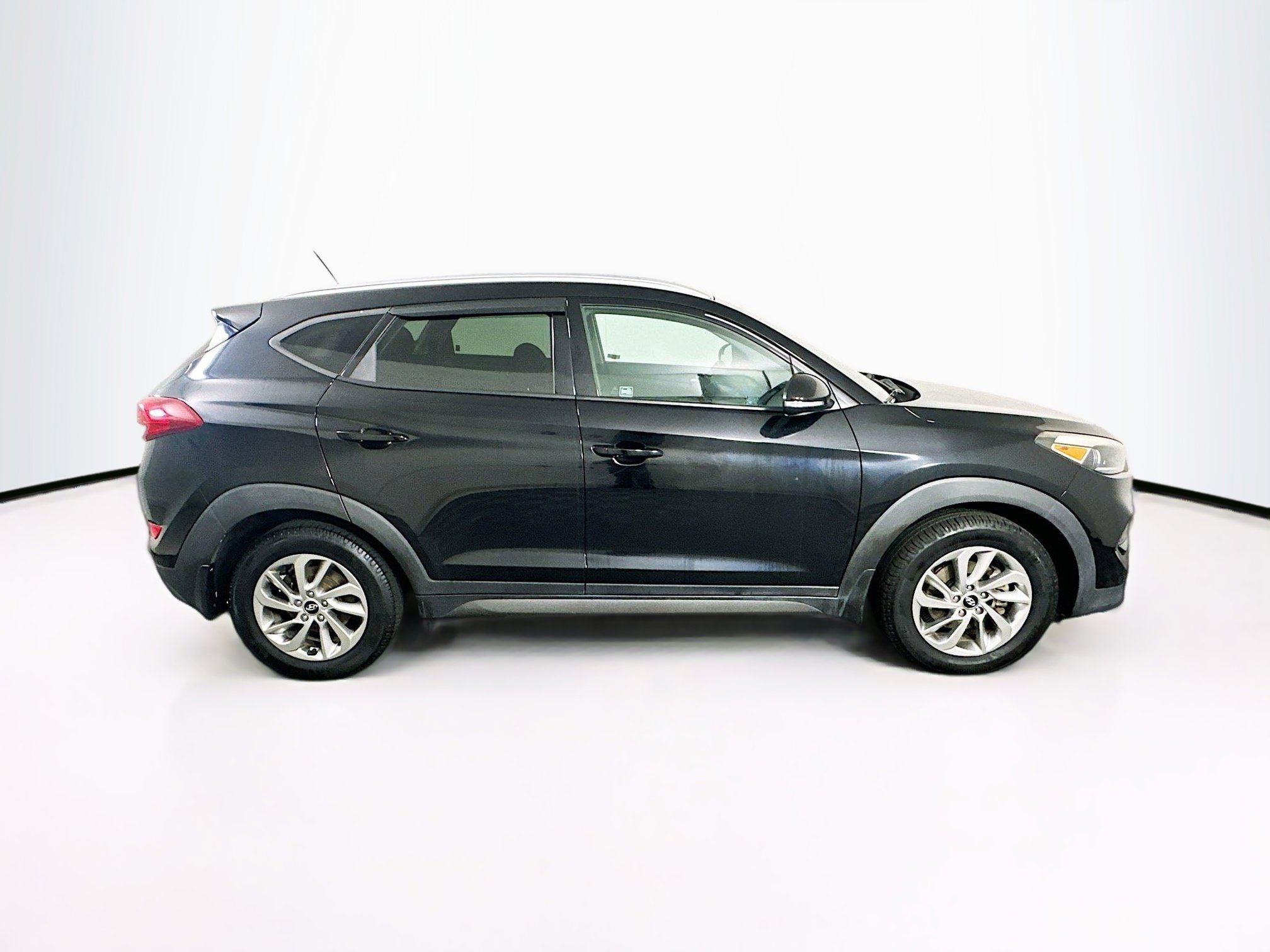 Used 2016 Hyundai Tucson Eco image 10