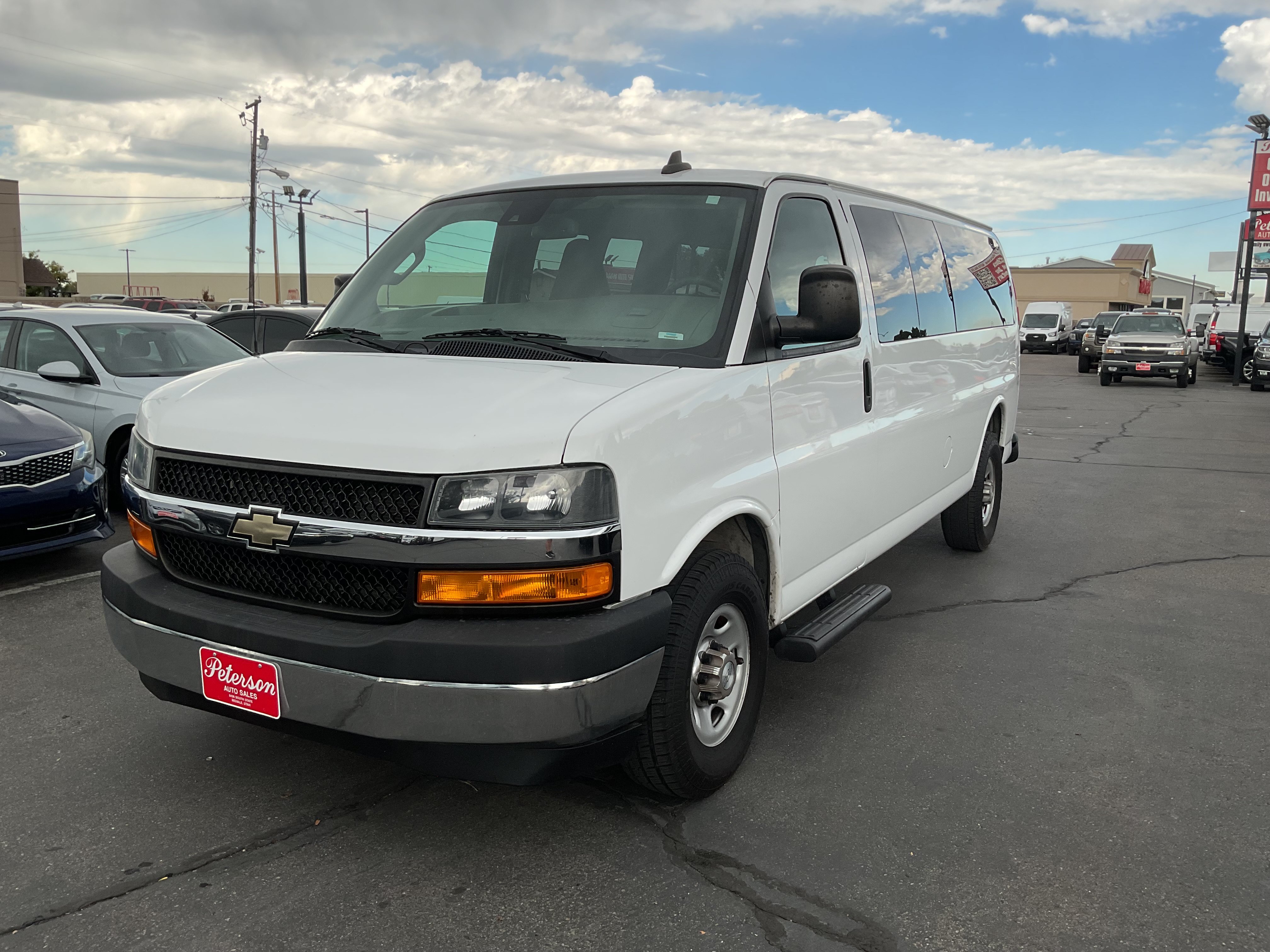 Used 2019 Chevrolet Express 3500 LT w/ LT Preferred Equipment Group RWD image 2