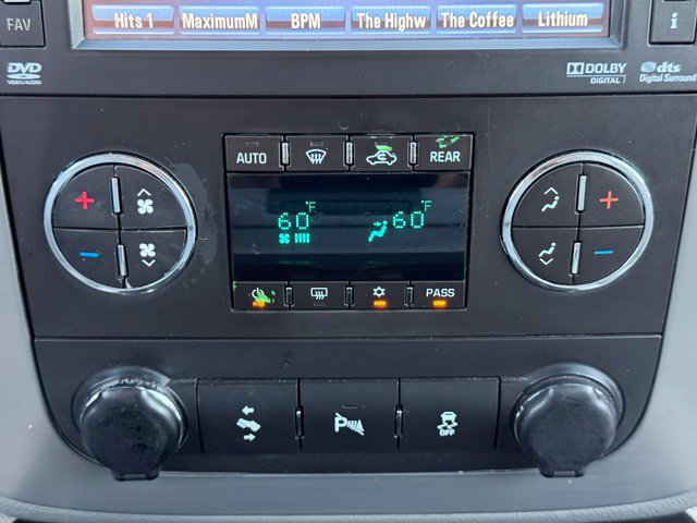 Used 2012 GMC Yukon 4WD Hybrid image 27