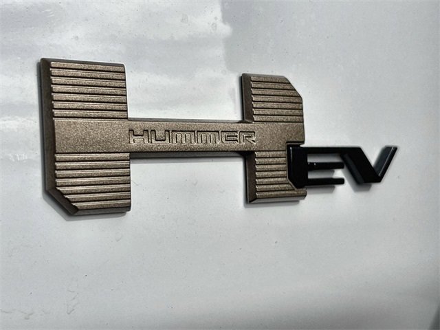 New 2025 GMC Hummer EV 3X w/ Battery Pack, 24 Module Pack image 19