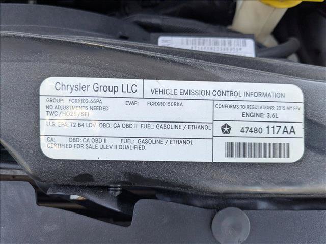 Used 2015 Chrysler Town & Country S w/ Driver Convenience Group FWD image 23