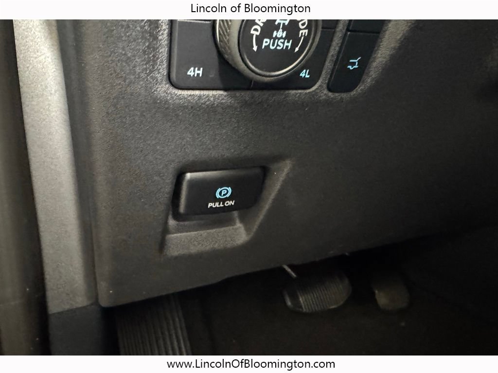 Used 2025 Ford Expedition Tremor AWD/4WD image 44