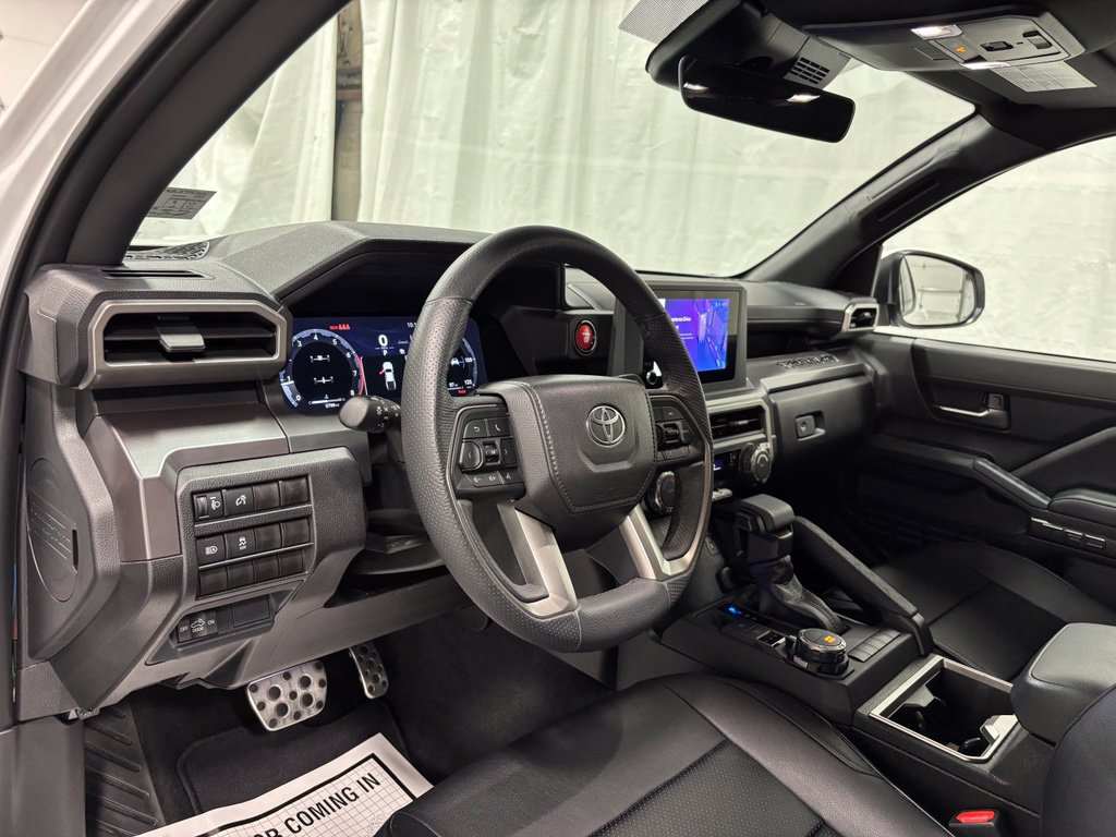 Used 2026 Toyota Tacoma TRD Sport AWD/4WD image 15