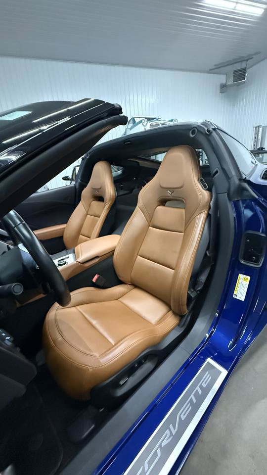 Used 2017 Chevrolet Corvette Stingray Coupe w/ 2LT Preferred Equipment Group RWD image 23