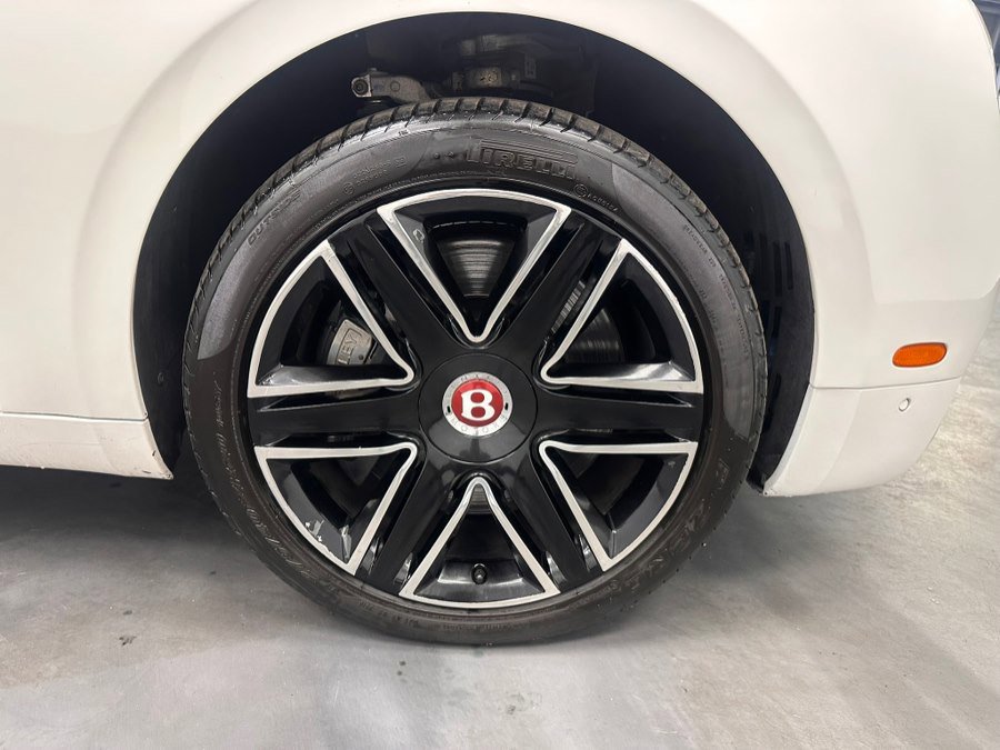 Used 2016 Bentley Flying Spur V8 image 16