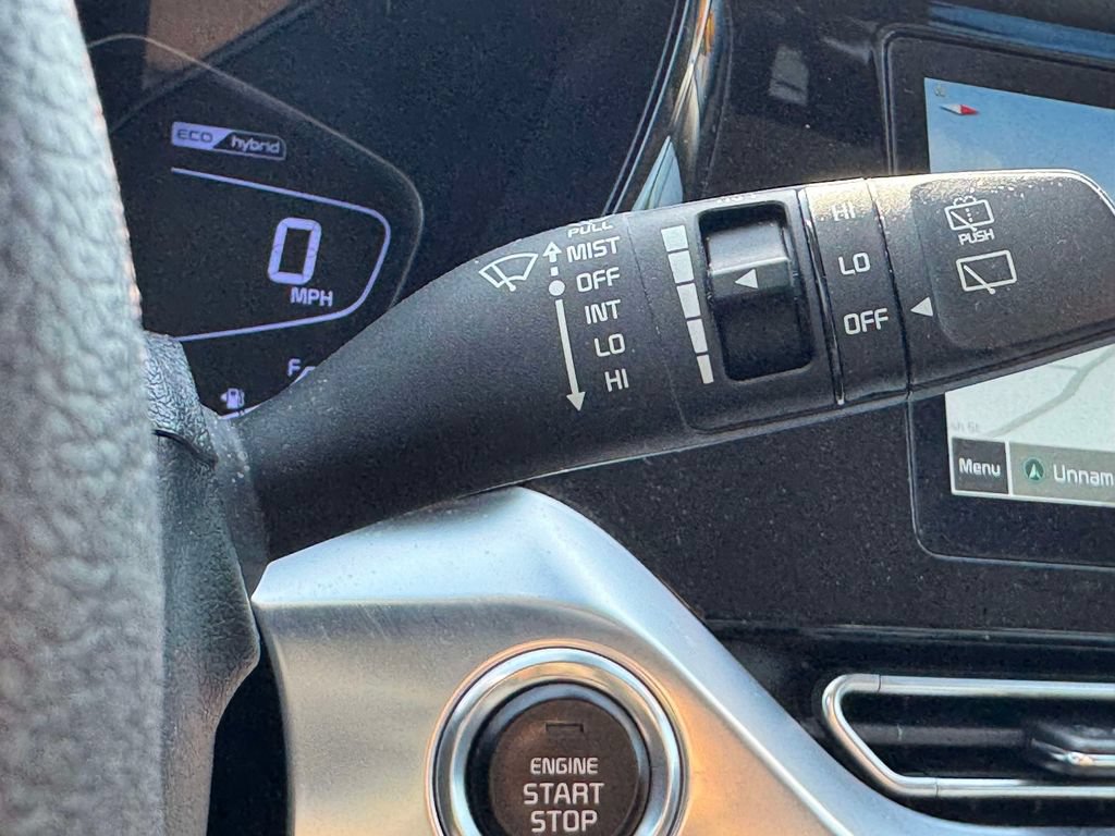 Certified 2022 Kia Niro EX Premium FWD image 22