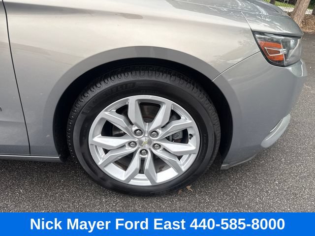 Used 2017 Chevrolet Impala LT w/ Convenience Package FWD image 9