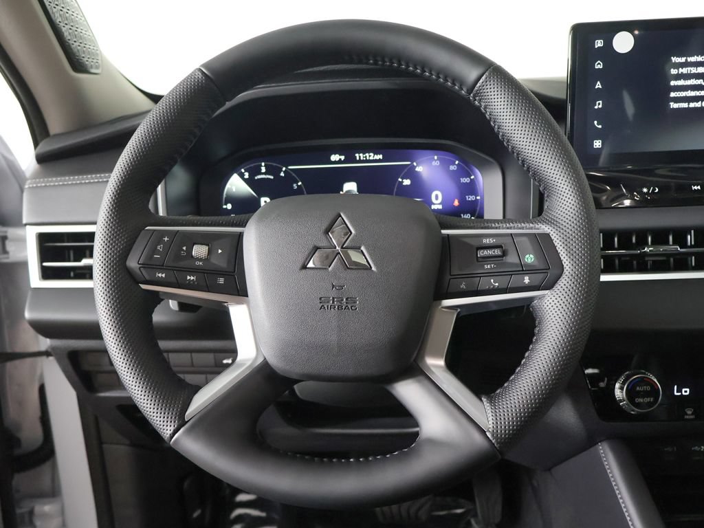 New 2026 Mitsubishi Outlander SE AWD/4WD image 39