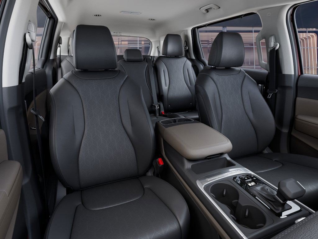 New 2026 Kia Carnival EX FWD image 16