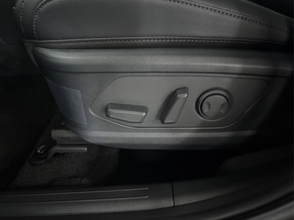 New 2026 Kia Sportage EX image 38