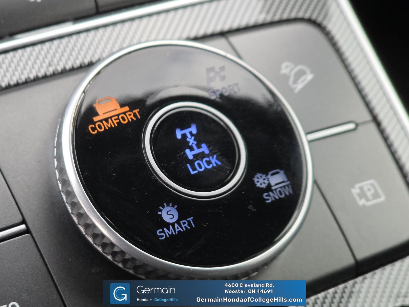 Used 2023 Hyundai Santa Fe SEL image 7