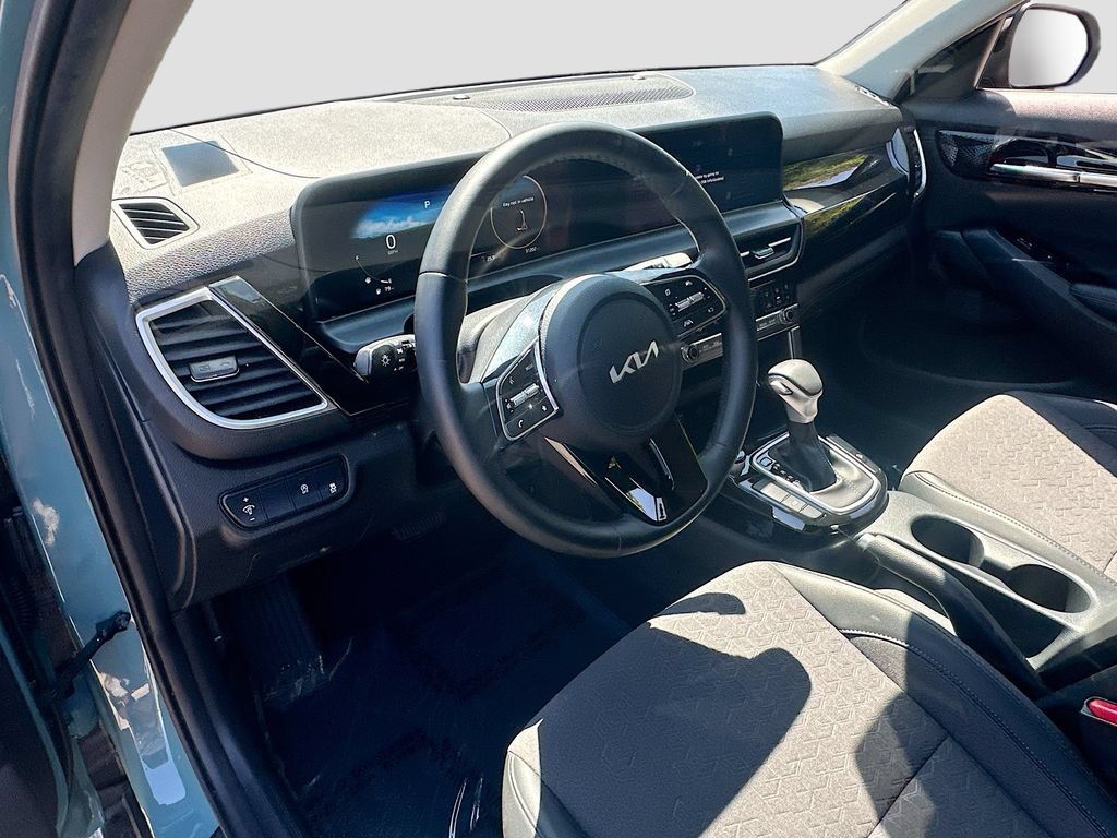 Certified 2024 Kia Seltos S FWD image 9