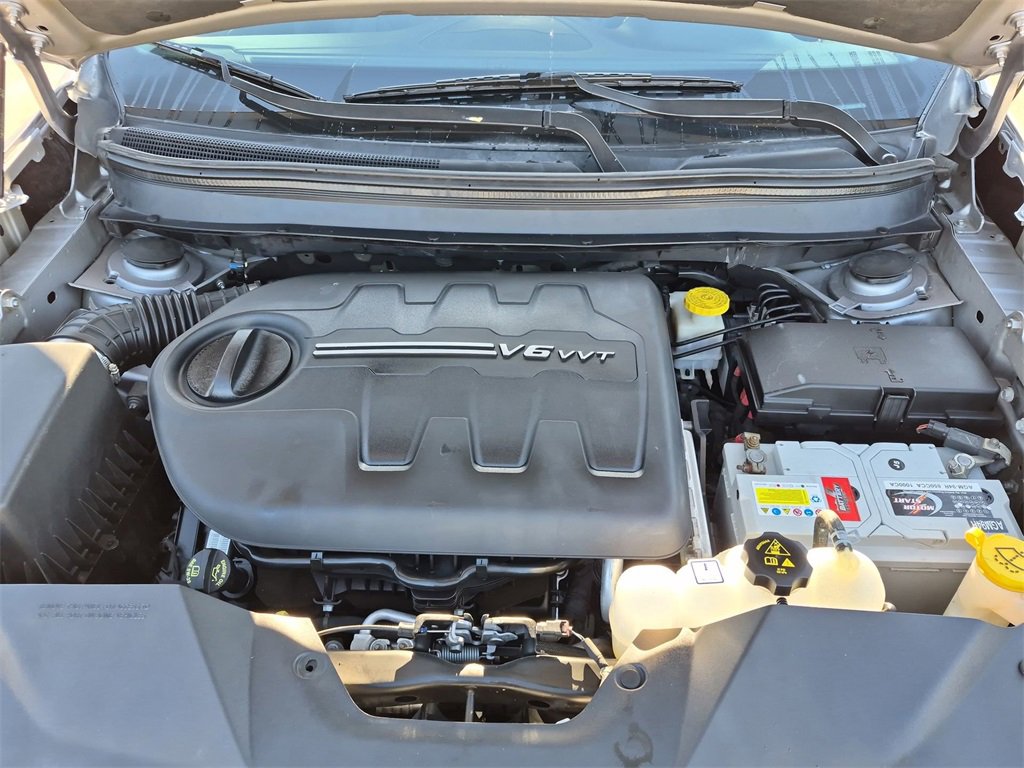 Used 2019 Jeep Cherokee Limited image 24