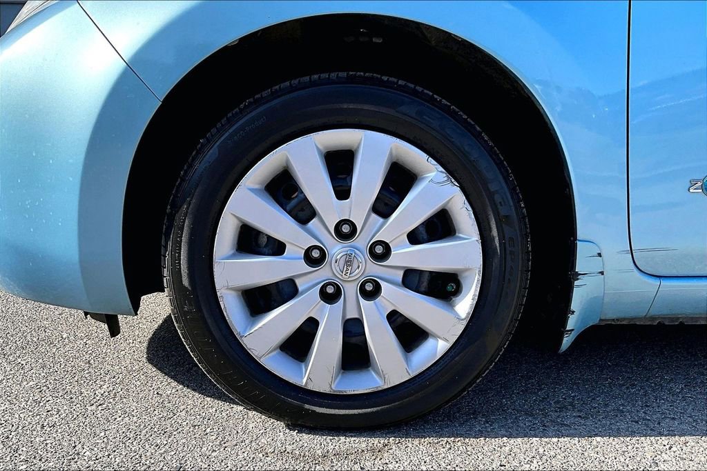 Used 2015 Nissan Leaf S w/ Charge Package FWD image 34