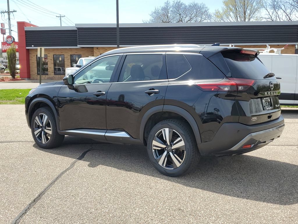 Used 2023 Nissan Rogue SL w/ SL Premium Package AWD/4WD image 5