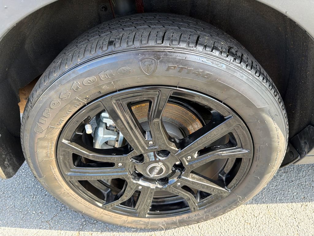 Used 2023 Nissan Kicks SR w/ SR Premium Package image 17