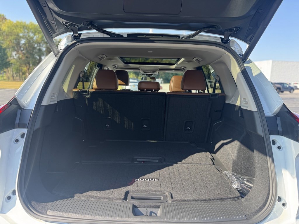 New 2026 Nissan Rogue Platinum image 25