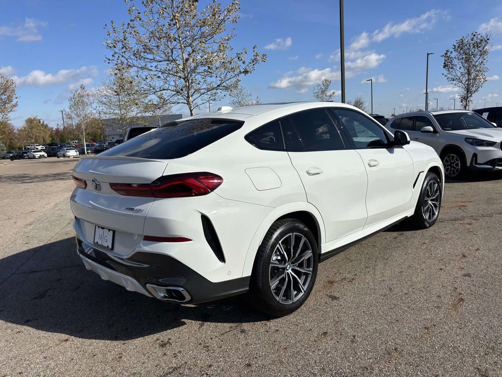 New 2026 BMW X6 xDrive40i w/ Premium Package image 7