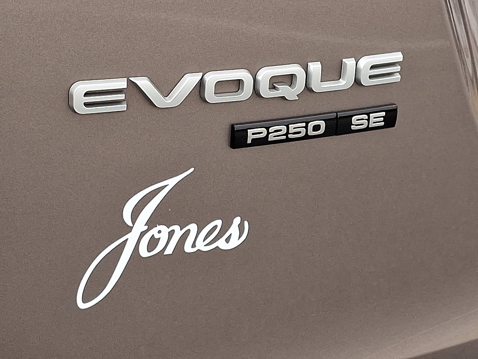 Used 2020 Land Rover Range Rover Evoque SE image 31